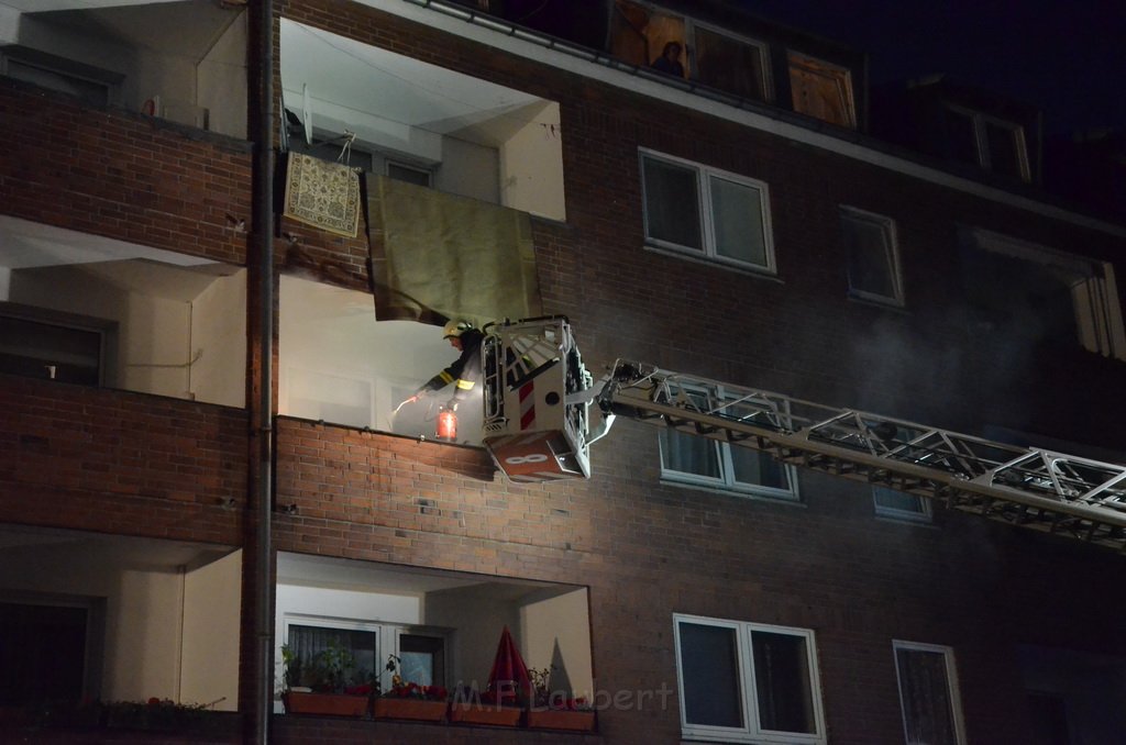 Feuer 1 Balkon Koeln Vingst Miltenbergerstr P5514.JPG - Miklos Laubert